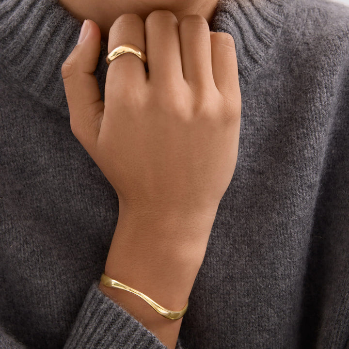 18K Solid Gold Plain Unique Statement Engagement Ring For Her