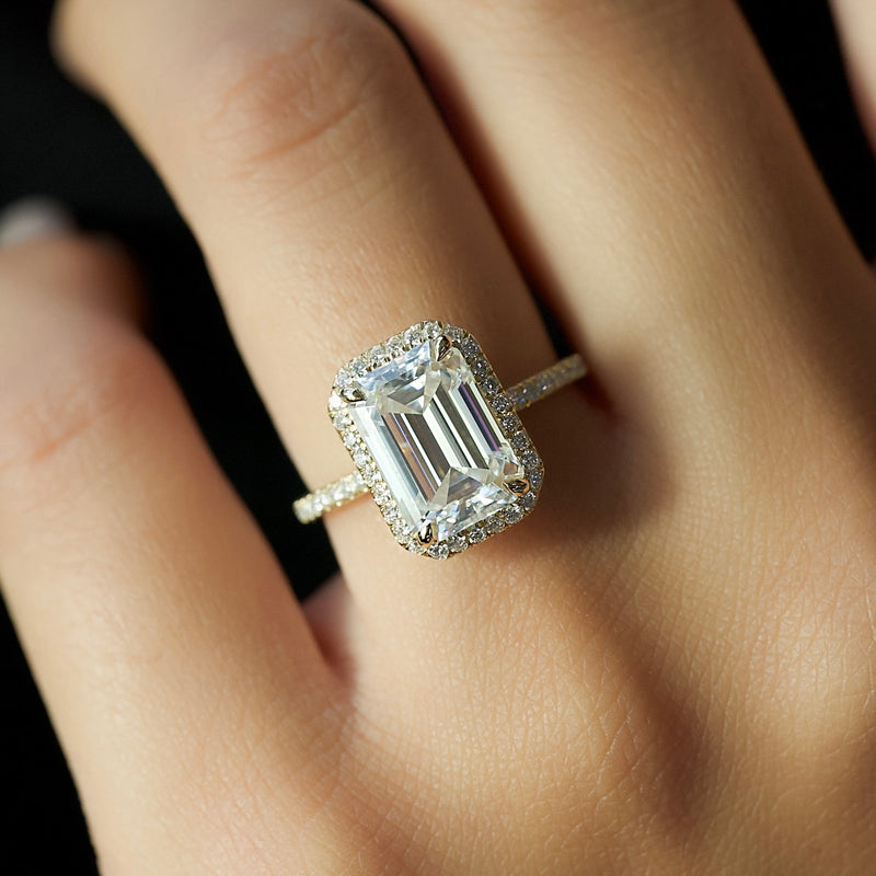 1.0 -3.0 CT Emerald  Lab Grown Diamond Halo Engagement Ring With Pave Setting