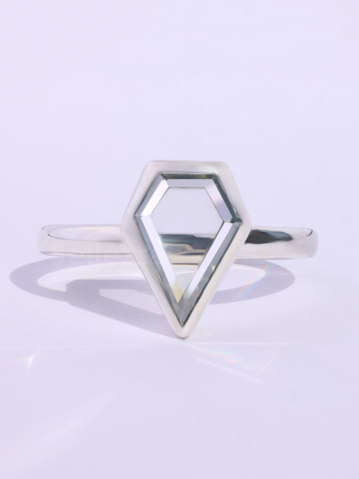 1.50CT Kite Cut Unique Diamond Solitaire Engagement Ring