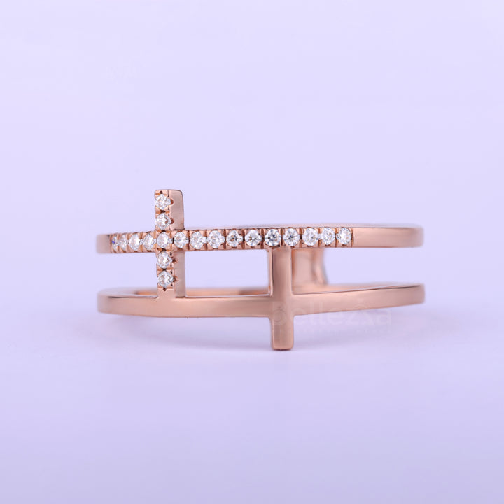 Round Cut Diamond T Shape Moissanite Wedding Band