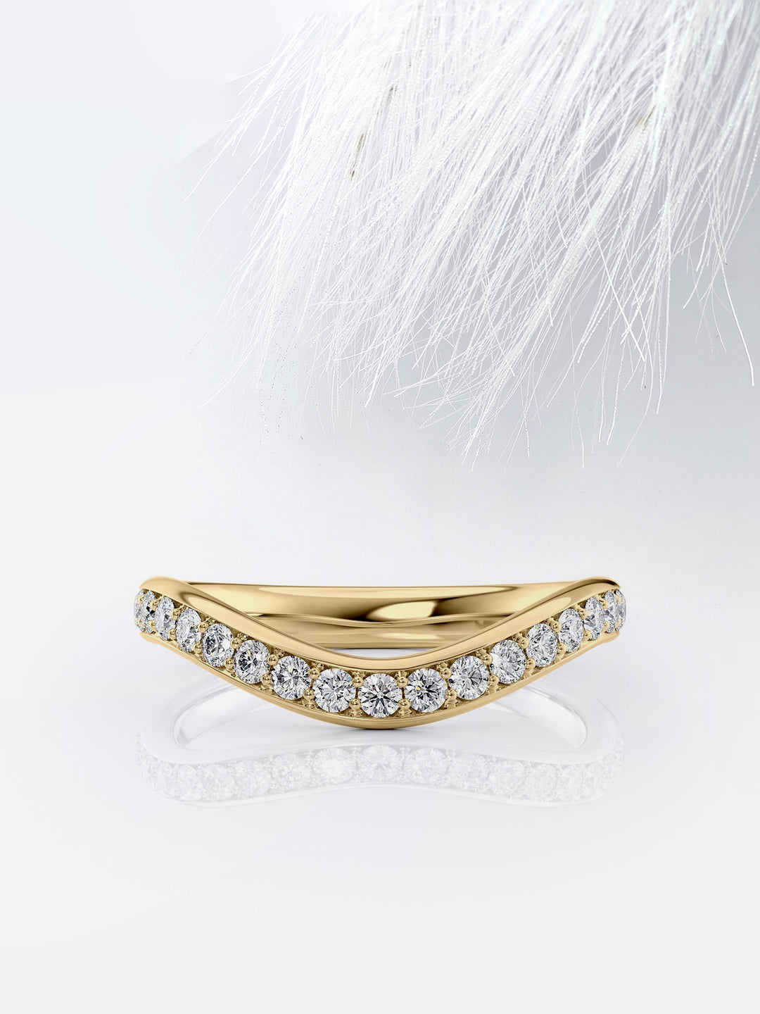 Round Cut Curved Moissanite Men's Diamond Wedding Band