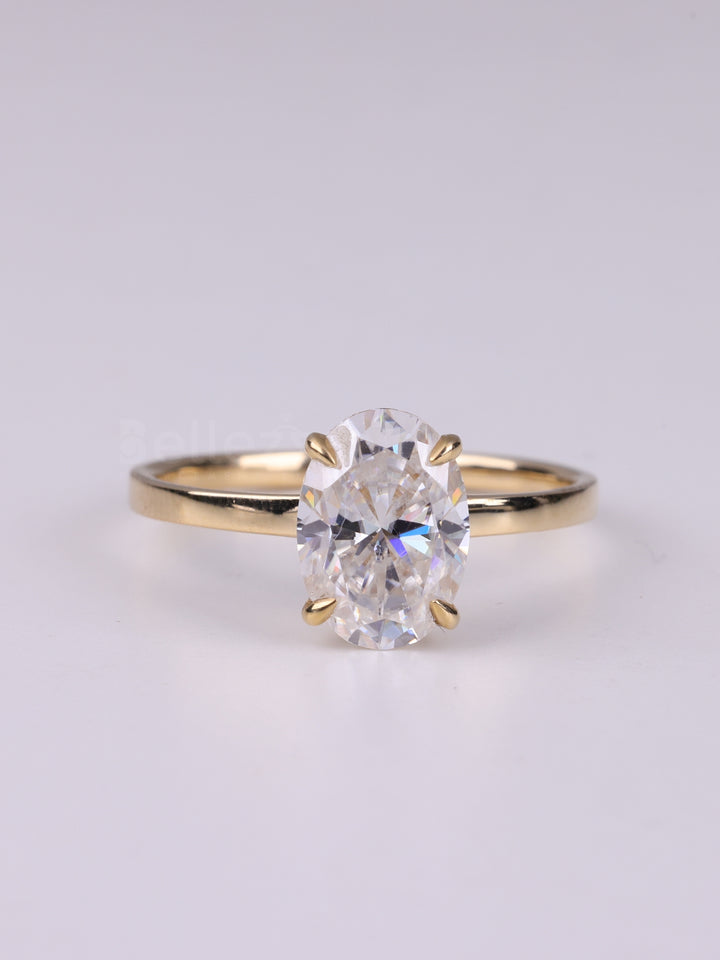 2.0CT Oval Cut Diamond Solitaire Moissanite Engagement Ring