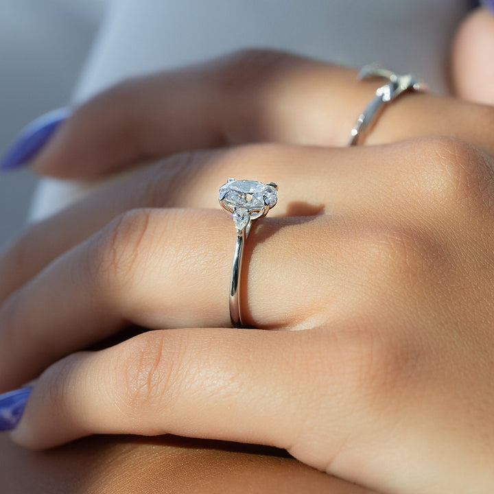 1.50-3.50 CT Oval  Lab Grown Diamond Three Stones Engagement Ring