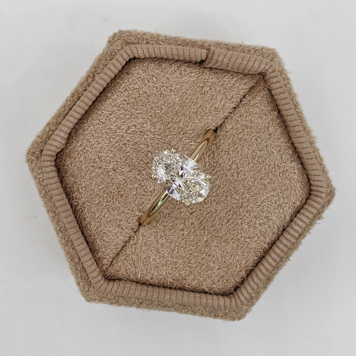 1.50-3.50 CT Oval Diamond Solitaire Engagement Ring