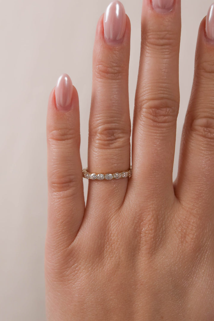 0.70 TCW Oval Semi Eternity Diamond Wedding Band