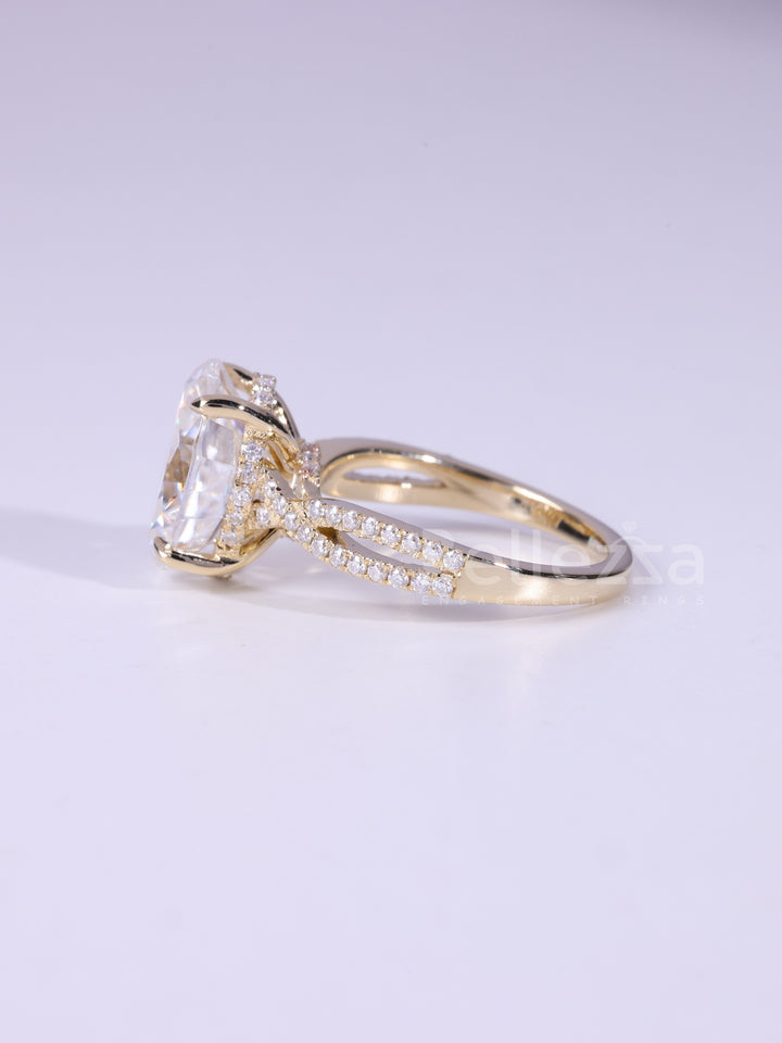 2.50CT-3.50CT Oval Cut Twisted Pave Setting Moissanite Engagement Ring