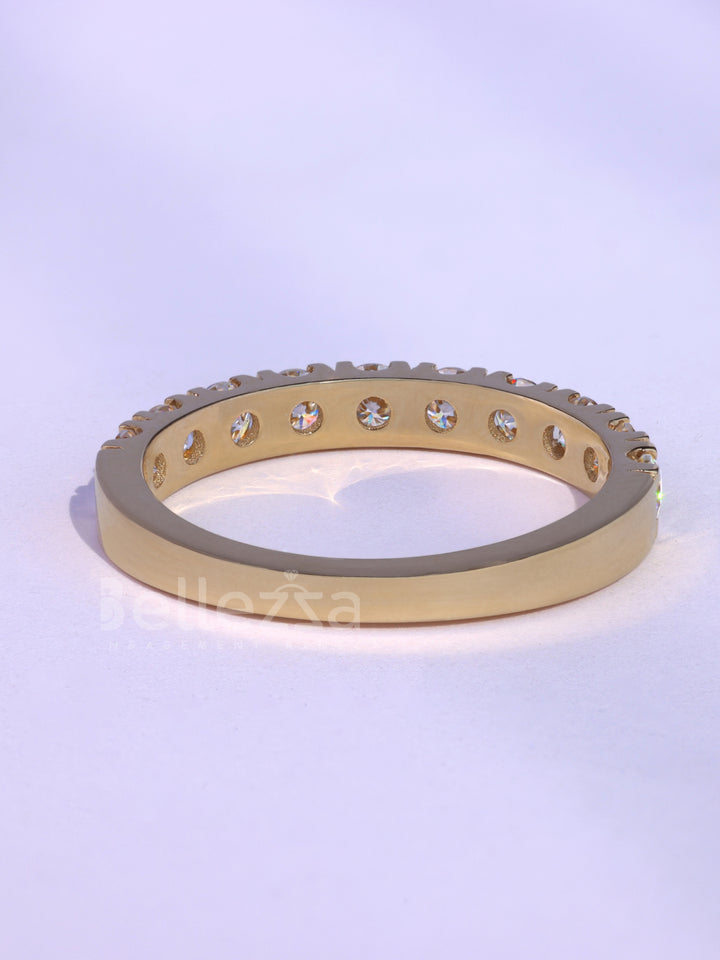 Round Cut Diamond Pave Setting Half Eternity Wedding Band