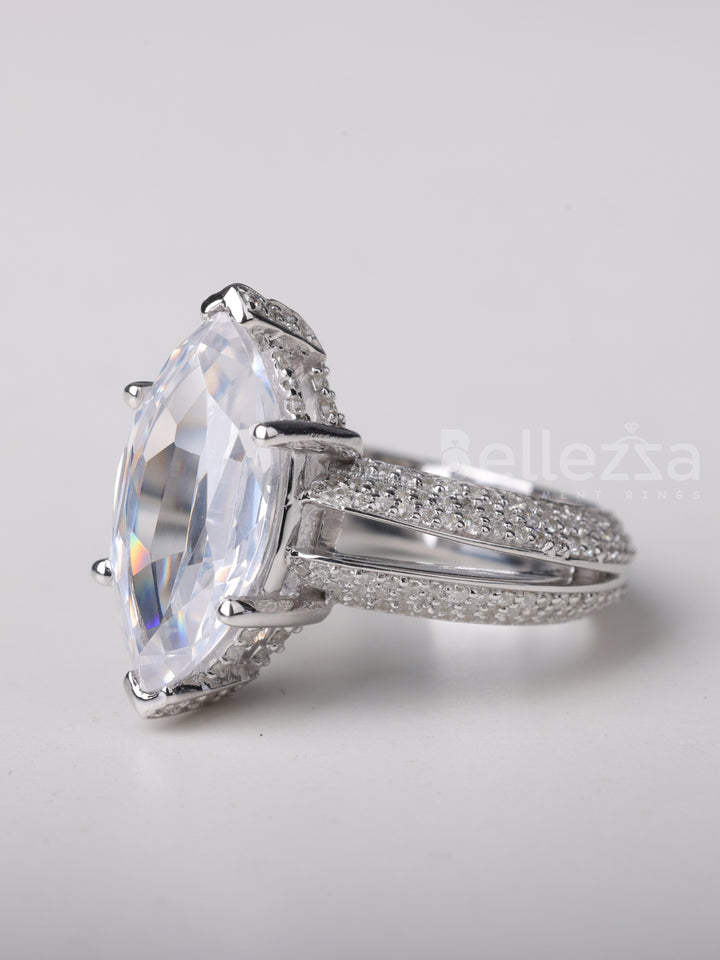 2.0CT Marquise Cut Cluster Diamond Moissanite Engagement Ring