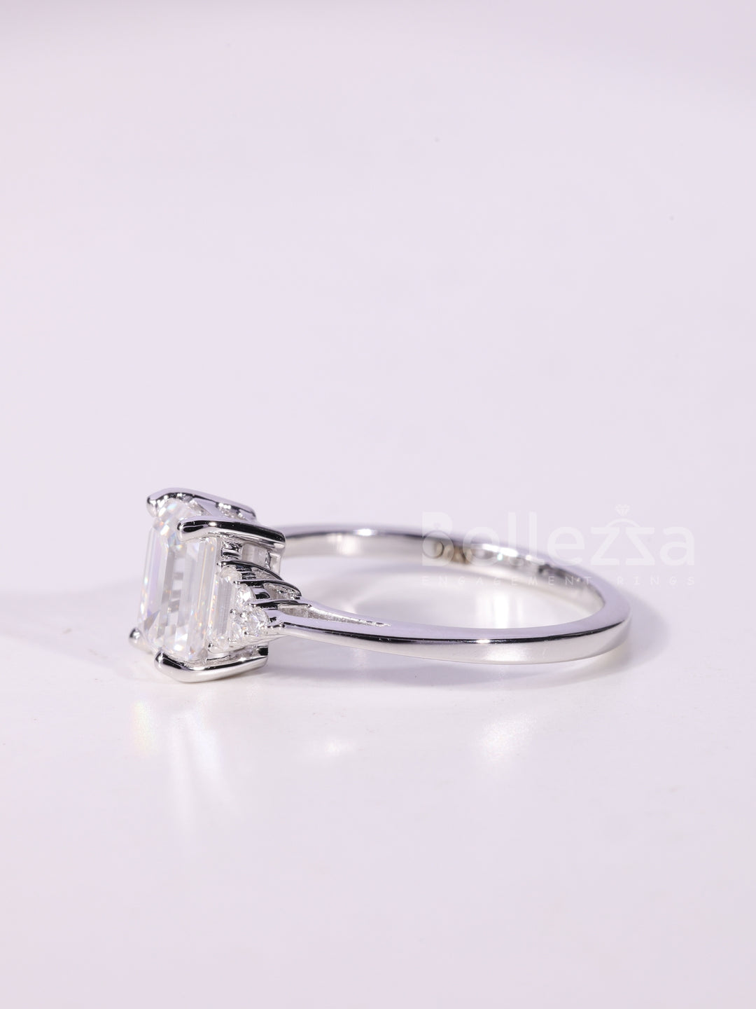 1.0CT-2.0CT Emerald Cut Cluster Diamond Engagement Ring