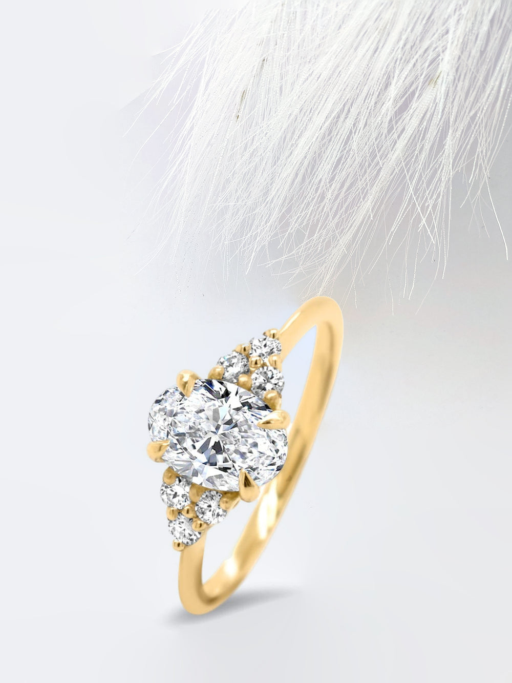 1.0CT Oval Cut Cluster Moissanite Diamond Engagement Ring For Women