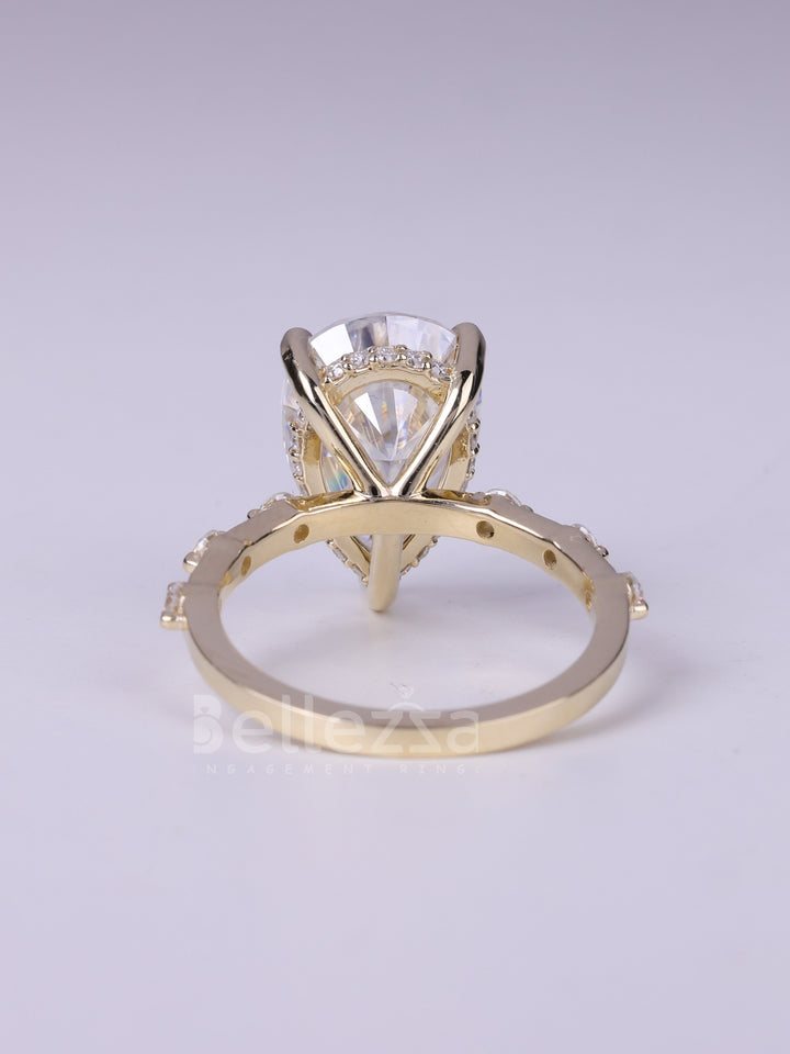 2.50CT Pear cut Pave Setting Moissanite Diamond Engagement Ring