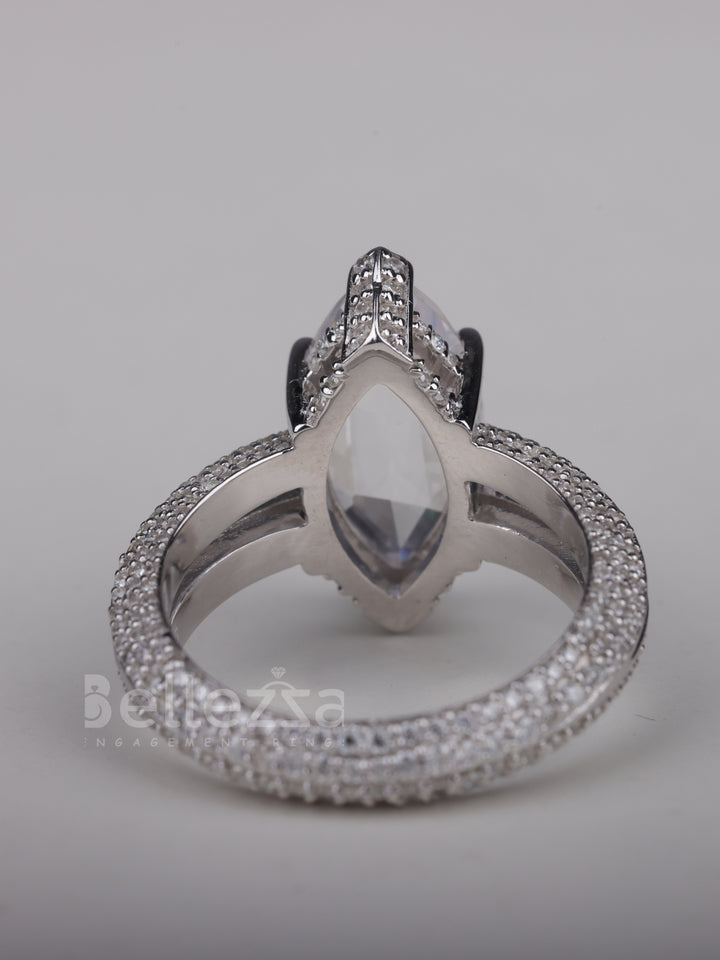 2.0CT Marquise Cut Cluster Diamond Moissanite Engagement Ring