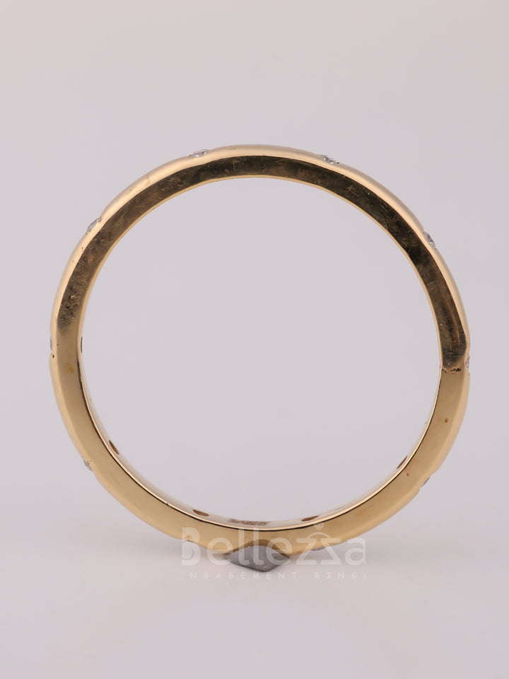 Round Cut Diamond Flush Setting Moissanite Wedding Band