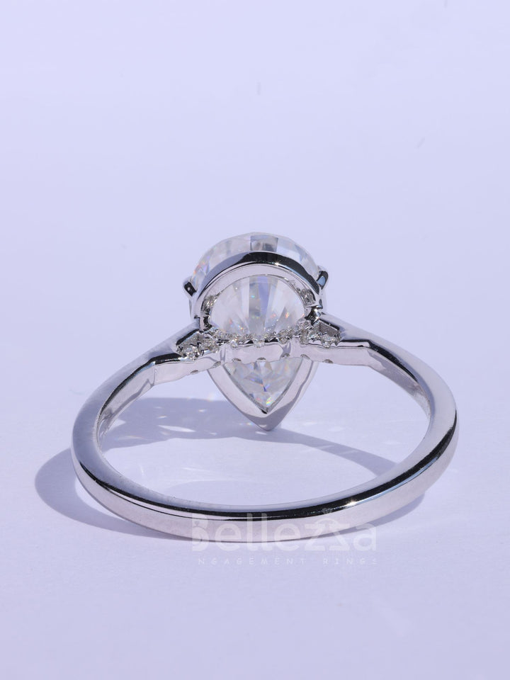 1.50CT Pear Cut Solitaire Moissanite Diamond Engagement Ring