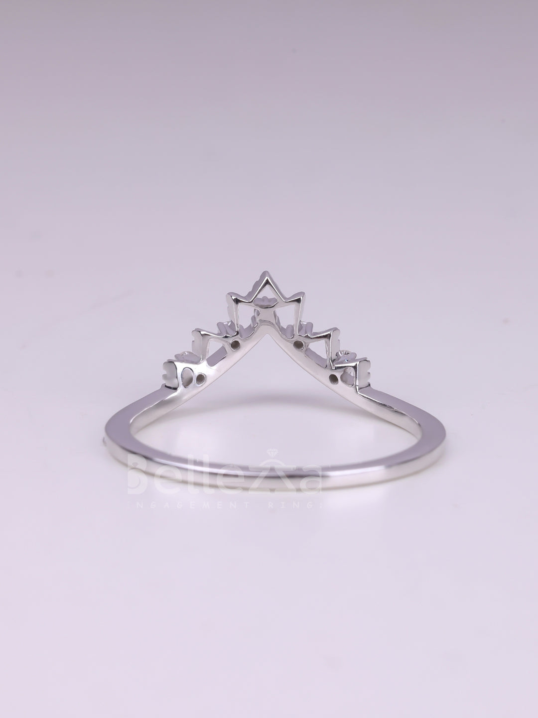 Round Cut Diamond Curved Moissanite Wedding Band