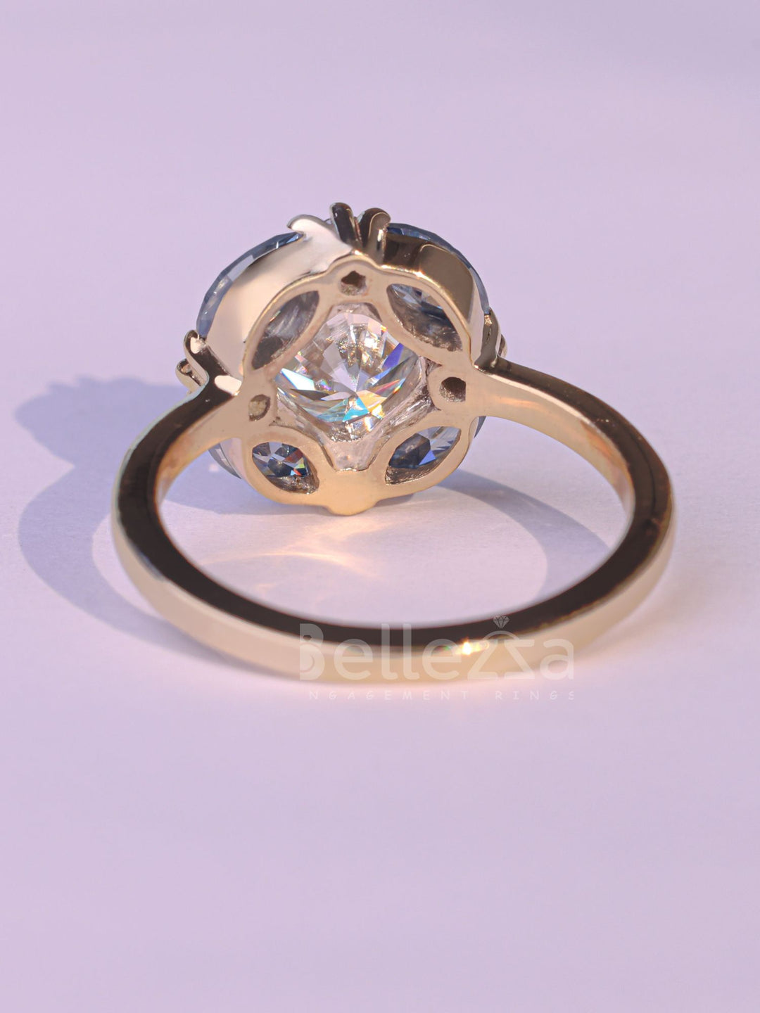 1.0CT Round cut Diamond Unique Halo Moissanite Engagement Ring