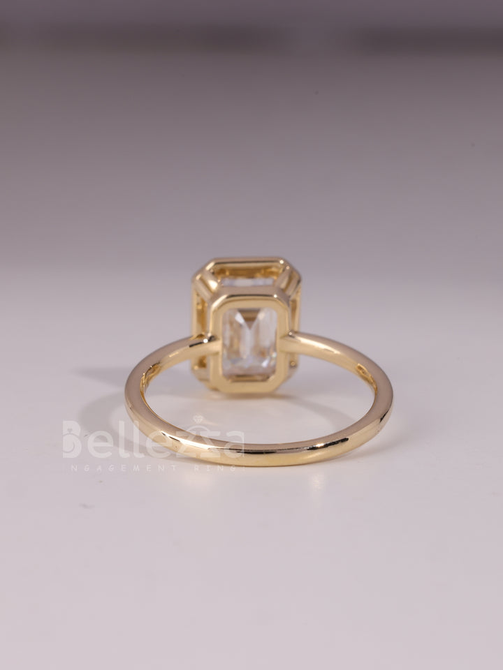 1.50CT-2.50CT Emerald Cut Bezel Setting Engagement Ring