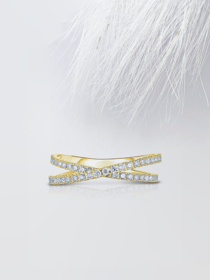 Round Cut Criss Cross Diamond Wedding Band For Women