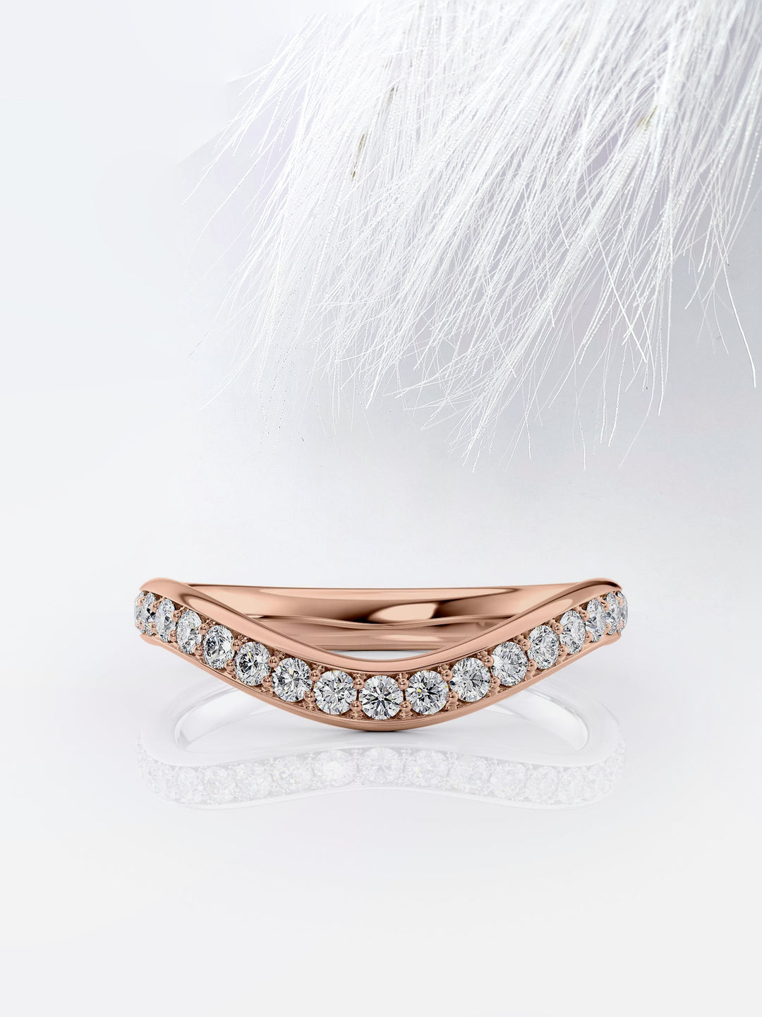 Round Cut Curved Moissanite Men's Diamond Wedding Band