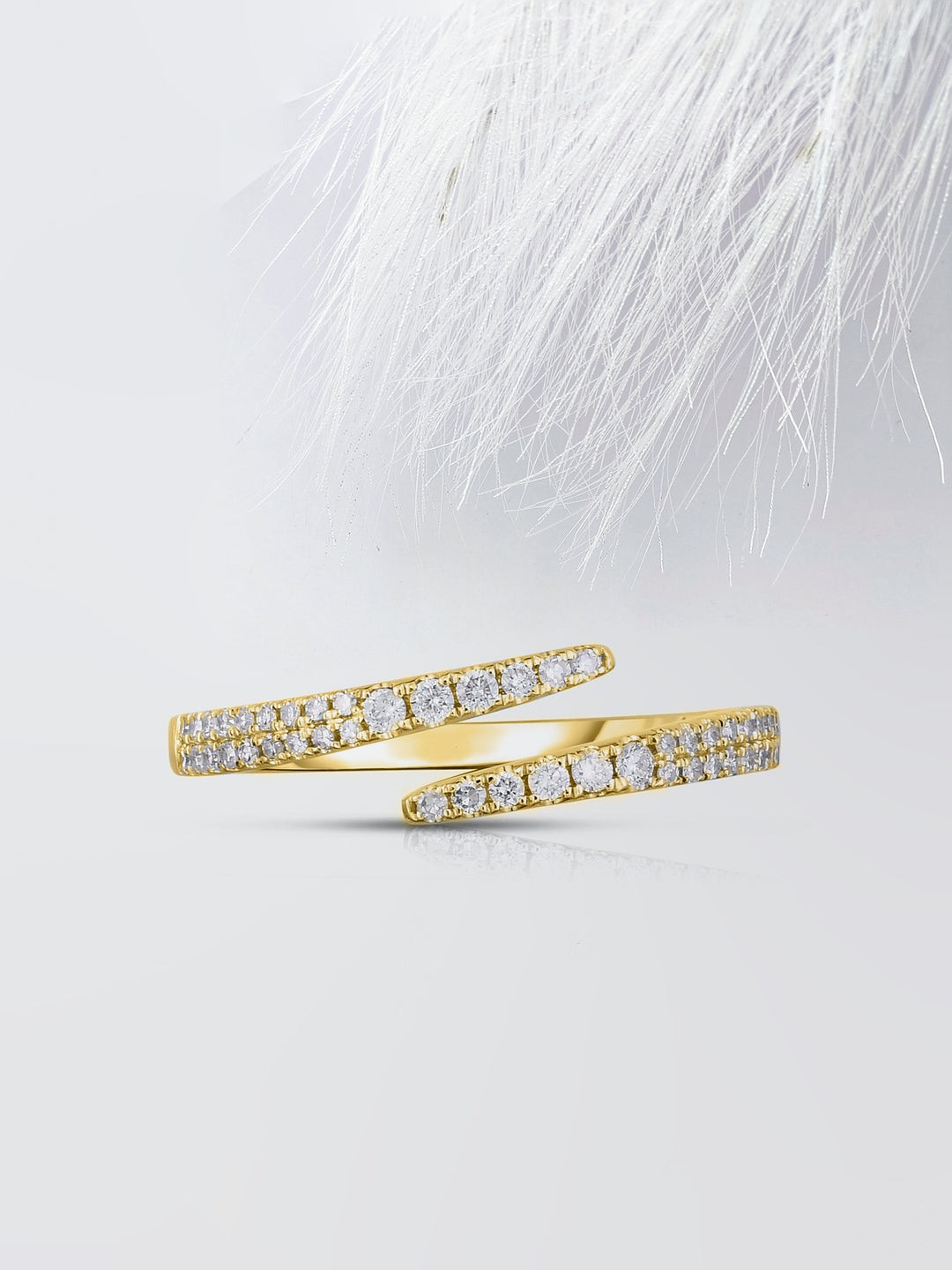 Round Cut Open Diamond Wedding Band For Women