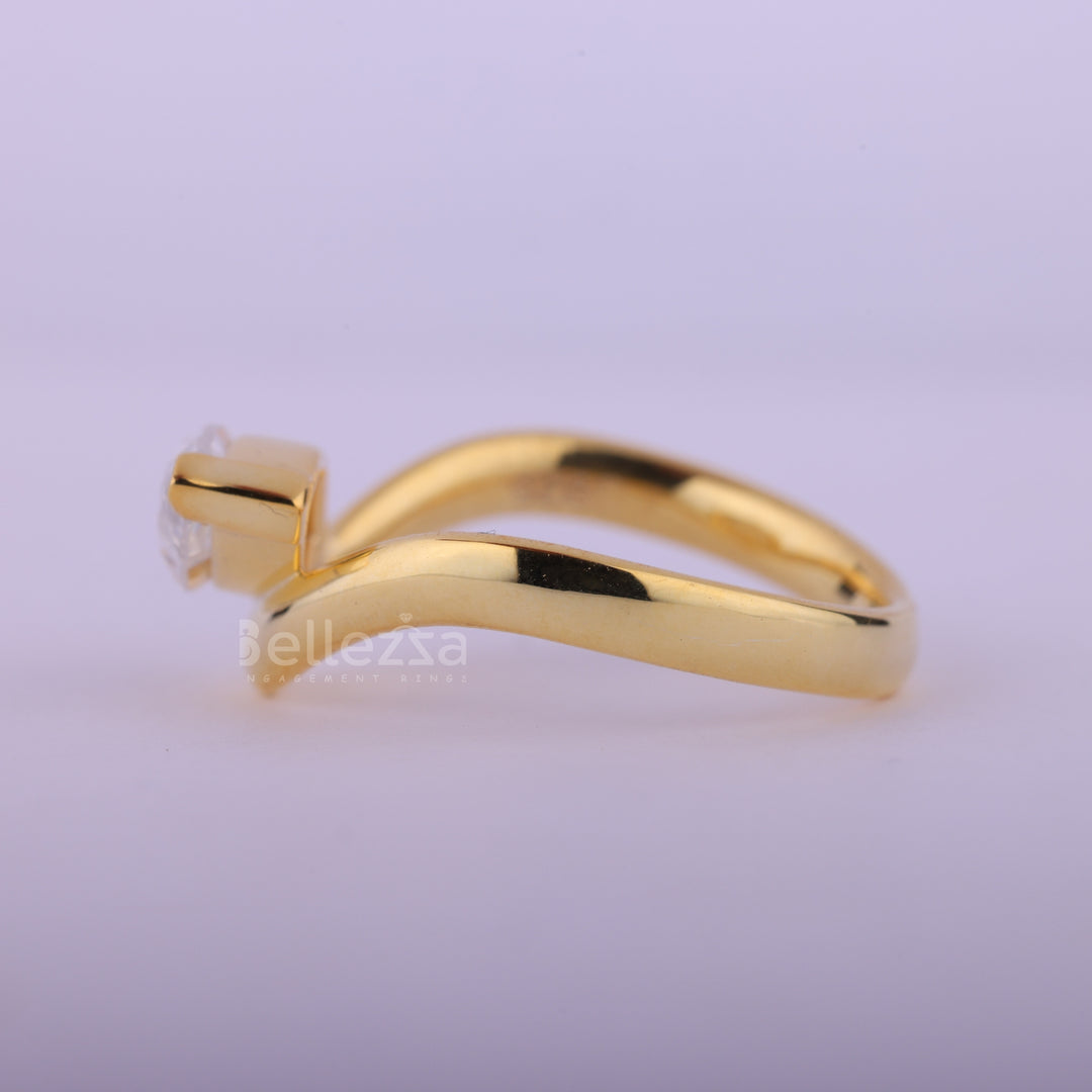 1.0CT East-West Marquise Cut Curved Moissanite Engagement Ring