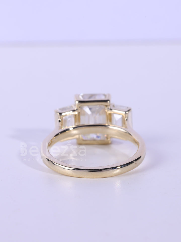 2.0CT-3.0CT Emerald Cut Three Stone Moissanite Engagement Ring