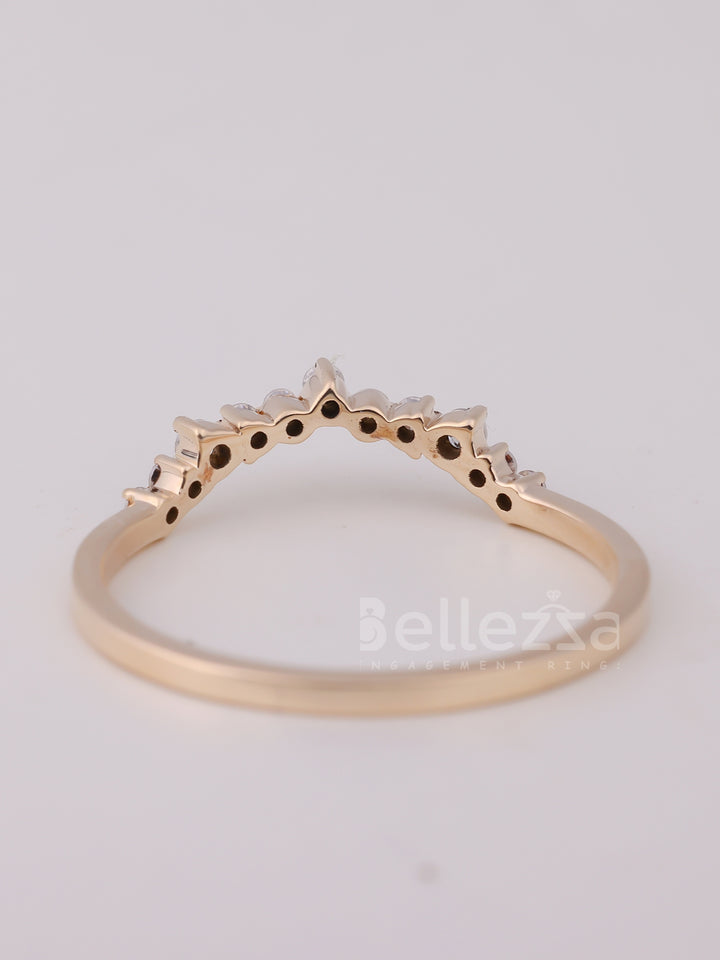 Round Cut Curved Moissanite Wedding Band For Her