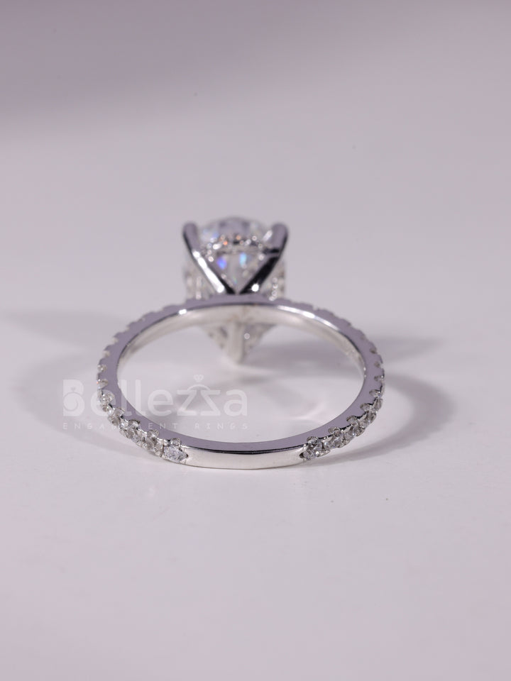 1.0CT-3.0CT Pear Cut Diamond Pave Setting Engagement Ring