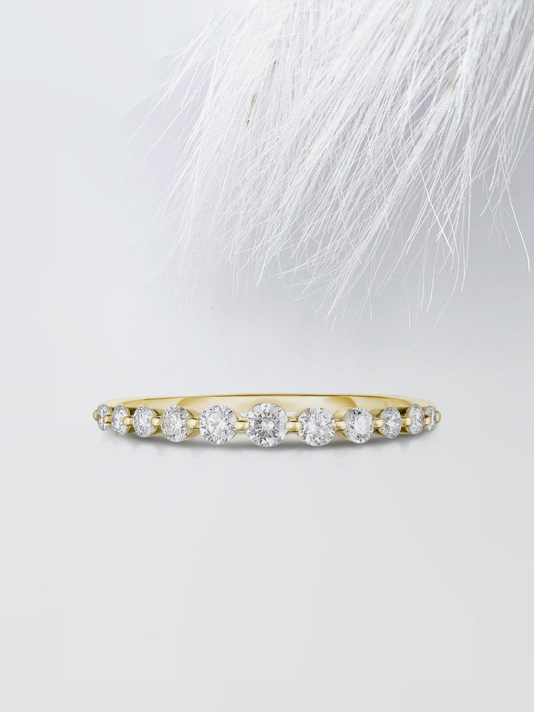 Round Cut Single Prong Diamond Wedding Band For Her