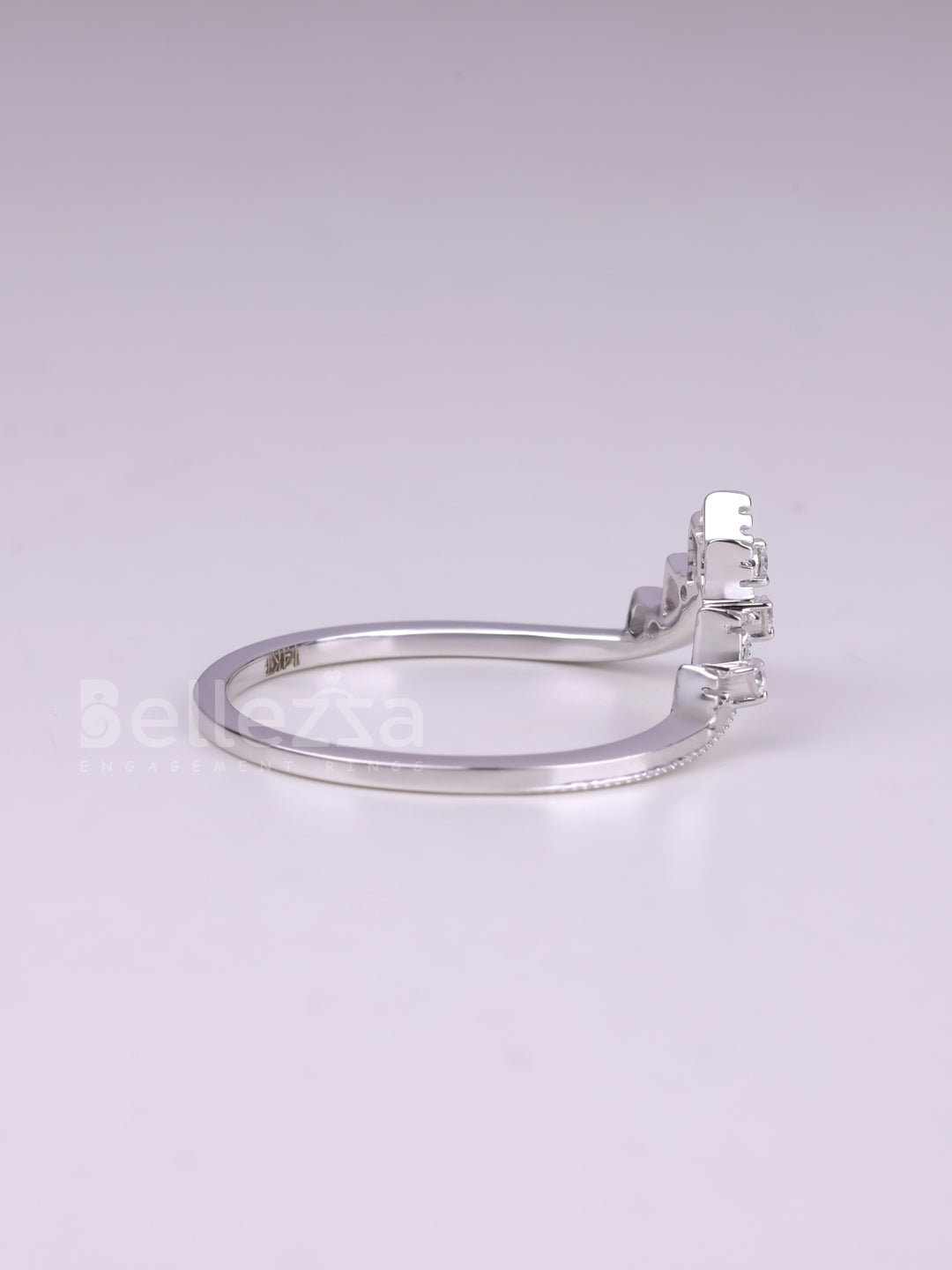 Round Cut Diamond Curved Moissanite Wedding Band