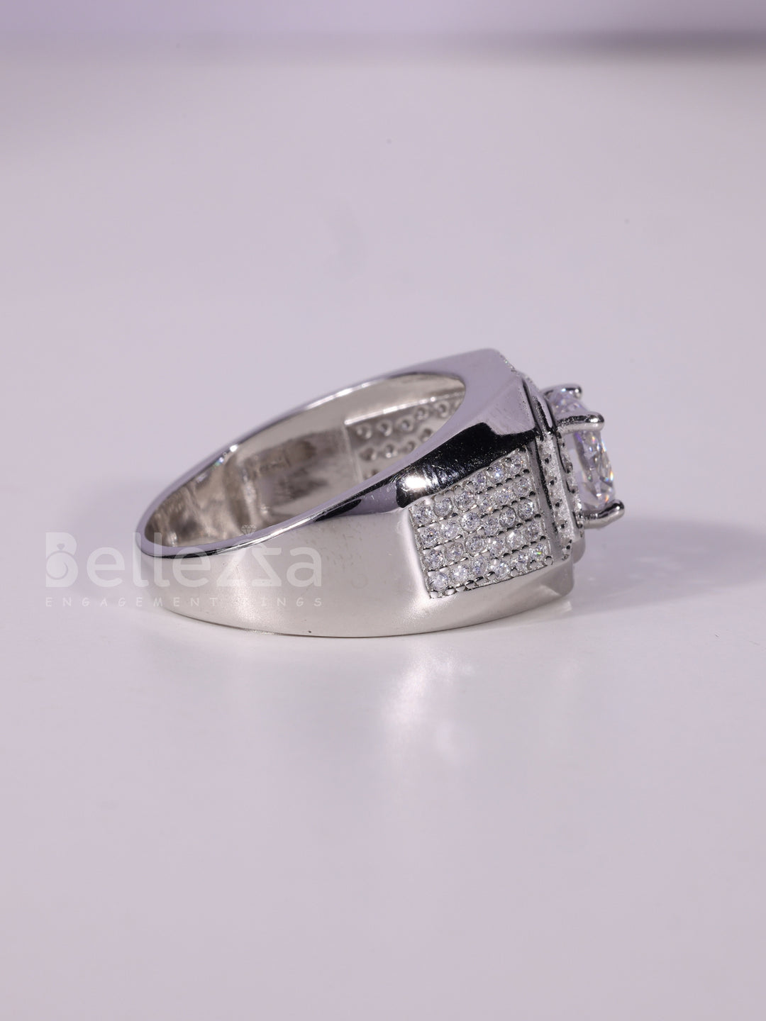 1.50CT Round Cut Cluster Diamond Men's Wedding Ring In Gold