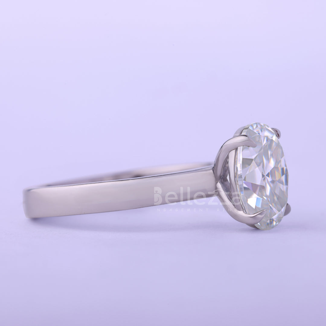 1.0CT Oval Cut Diamond Moissanite Solitaire Engagement Ring