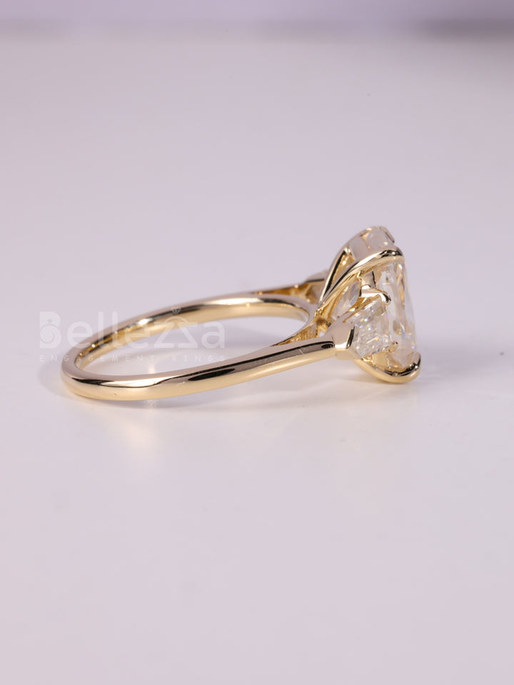 2.50CT-3.50CT Elongated Cushion Cut Three Stone Engagement Ring