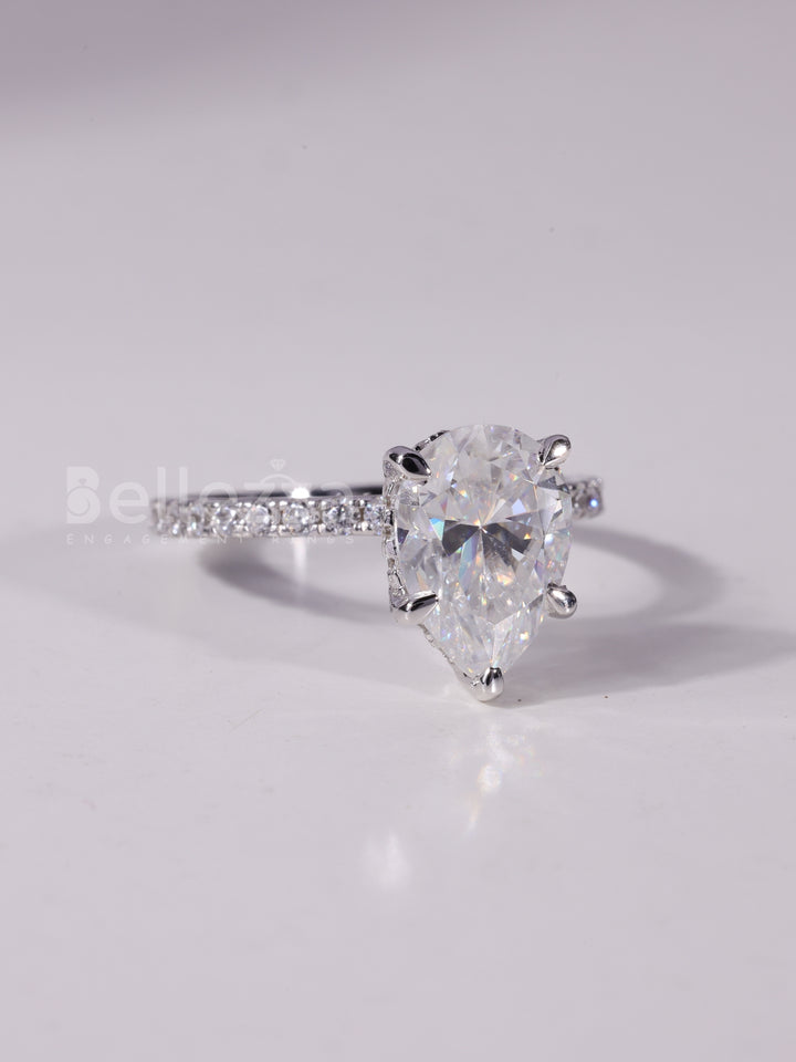 1.0CT-3.0CT Pear Cut Diamond Pave Setting Engagement Ring