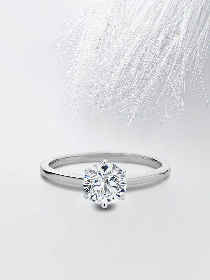 1.0CT Round Cut Solitaire Moissanite Diamond Engagement Ring For Women