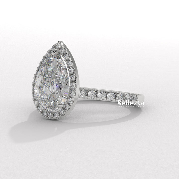 1.50-2.50CT Pear Cut CVD Diamond Halo Pave Setting Engagement Ring