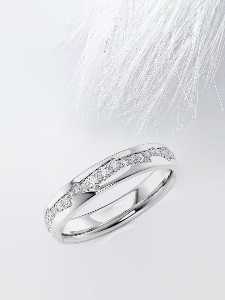 Round Cut The Diamond Twig Cigar Moissanite Men's Diamond Wedding Band