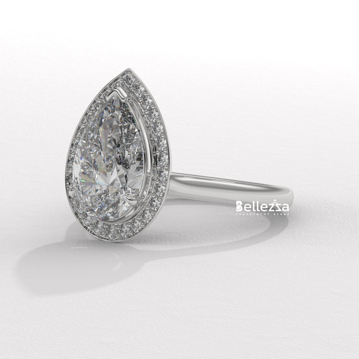 2.0-3.0CT Pear Cut Lab Grown Diamond Halo Setting Engagement Ring