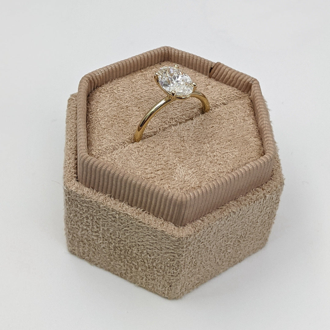 1.50-3.50 CT Oval Diamond Solitaire Engagement Ring