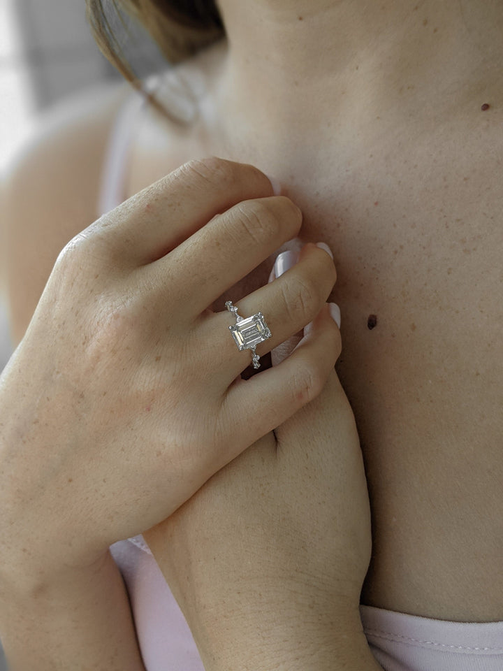 1.50-3.20 CT Emerald Diamond Dainty Style Engagement Ring