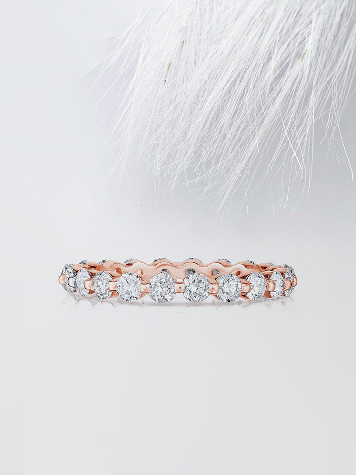 Round Cut Single Prong Diamond Wedding Band For Women