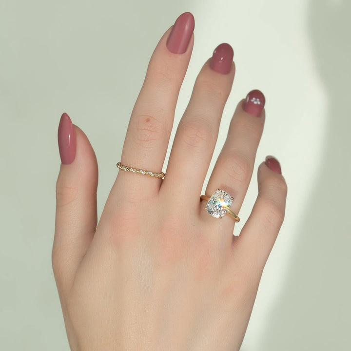 2.5-4.5 CT Elongated cushion CVD Diamond Hidden Halo Setting Engagement Ring