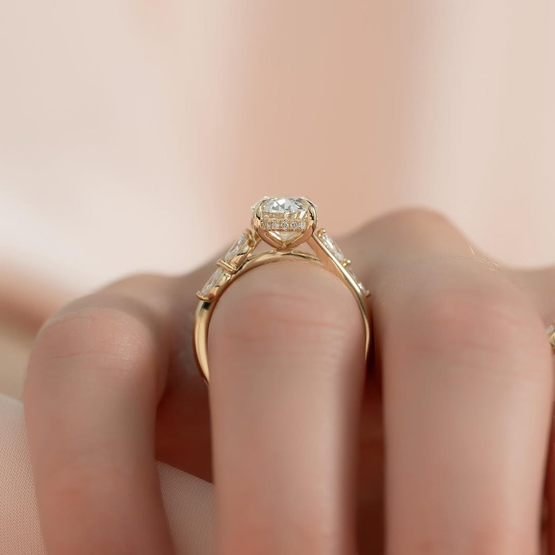 1.0-3.0 CT Oval  Lab Grown Diamond Pave Setting Engagement Ring