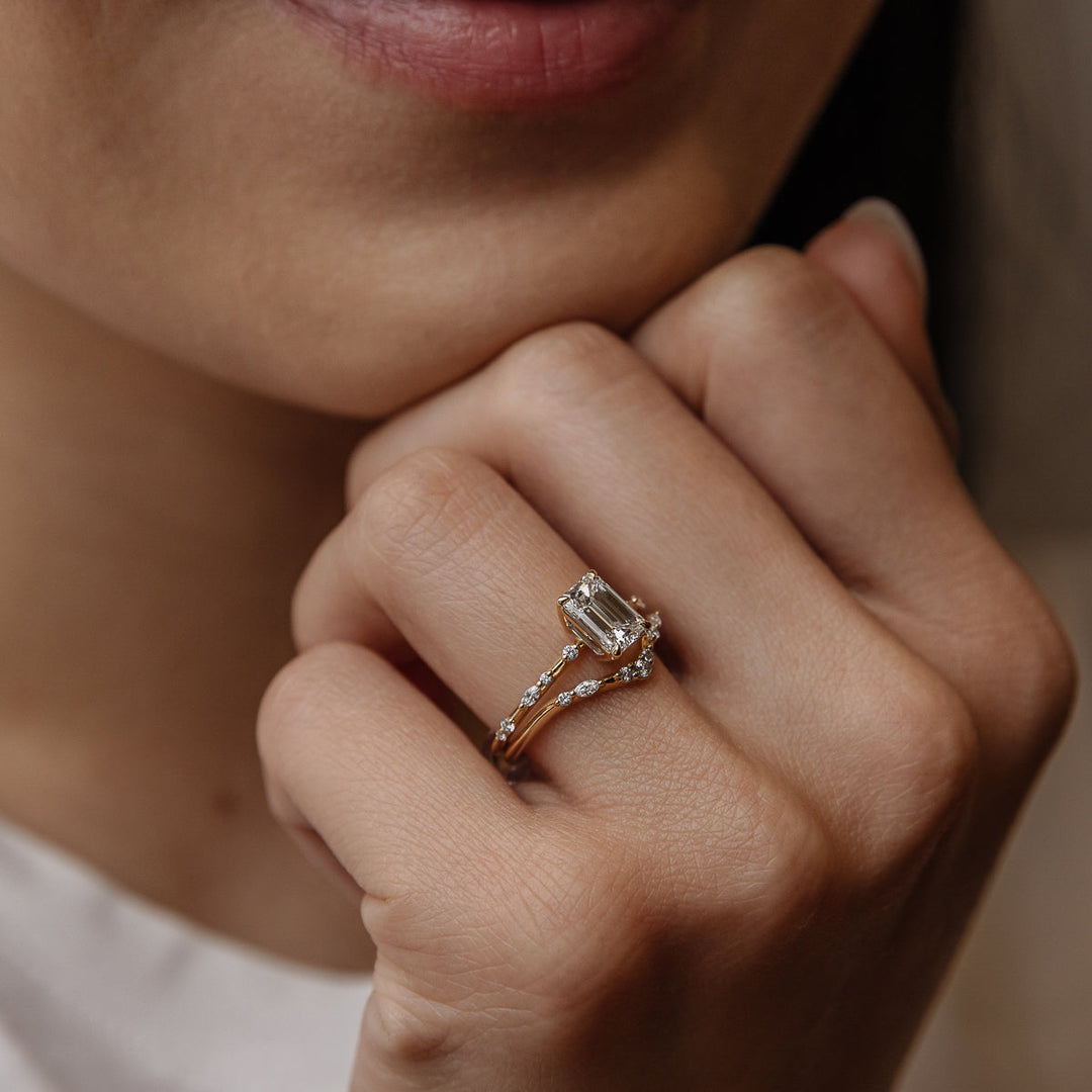 1.0 -3.0 CT Emerald  Lab Grown Diamond Dainty Engagement ring
