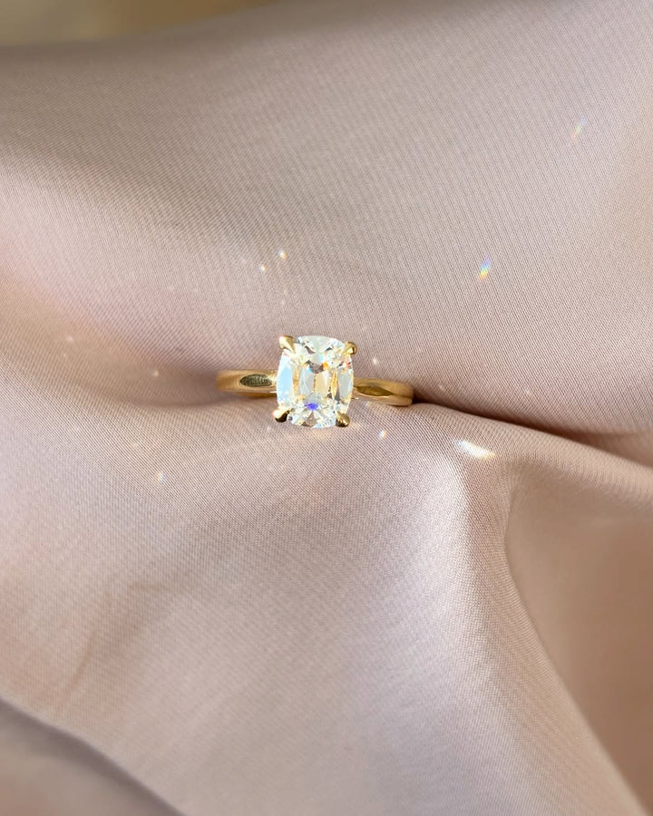 1.60-3.50 CT Cushion  Lab Grown Diamond Solitaire Engagement Ring