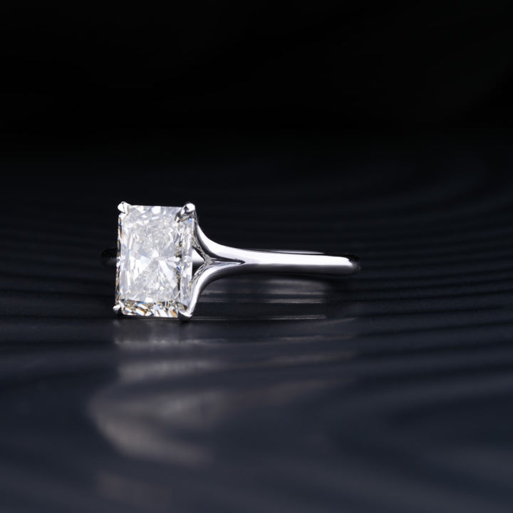 2.0 CT Radiant Cut Moissanite Solitaire Engagement Ring