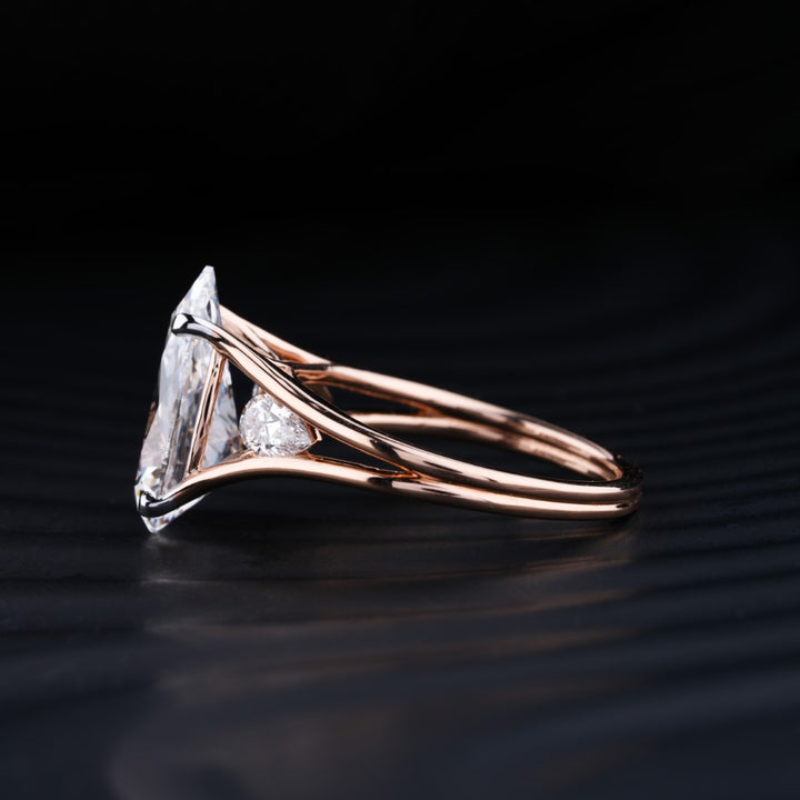 4.0 CT Pear Cut Three Stone Moissanite Diamond Engagement Ring