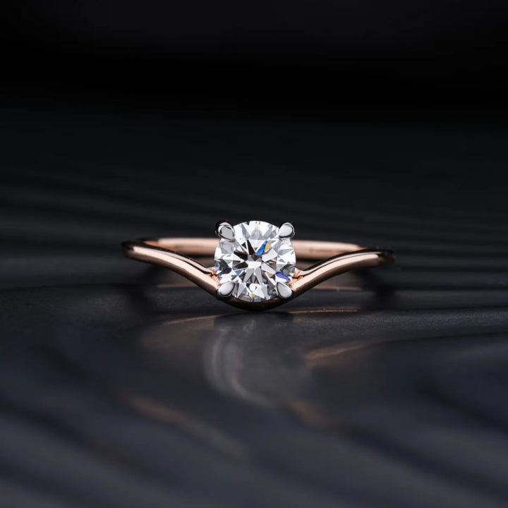 2.0 CT Round Cut Moissanite Solitaire Curved Engagement Ring