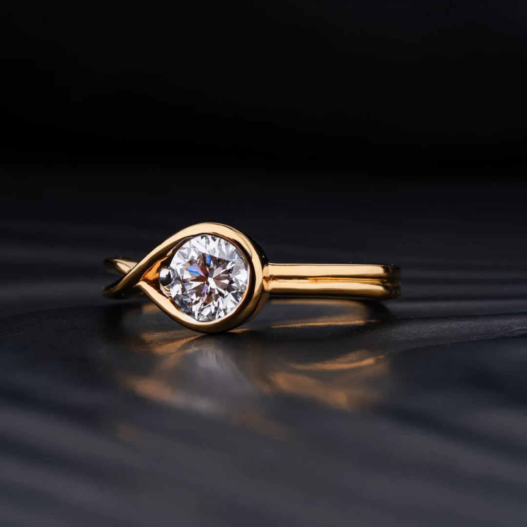 0.75 CT Round Cut Moissanite Diamond Unique Engagement Ring