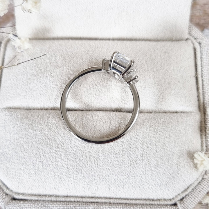 1.30 CT-3.30 CT Emerald Three Stone Lab Grown Diamond Engagement Ring